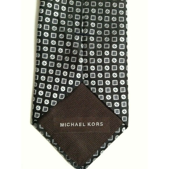 NWT MICHAEL KORS MENS NEW BLACK 100%SILK CLASSIC NECK TIE WIDTH: 3 1/8" - Picture 2 of 2